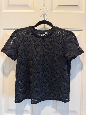 & Other Stories Black Wave Lace Short Sleeve Tee